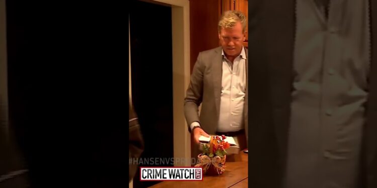 Chris Hansen makes an entrance 👀 #truecrime #chrishansen #truecrimecommunity