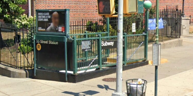 A general view of the 95th Street R train station in Bay Ridge.