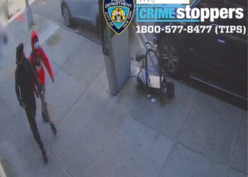 The suspects in the broad-daylight Crown Heights shooting -- who appear to be teens themselves -- are shown in new footage released by the NYPD.