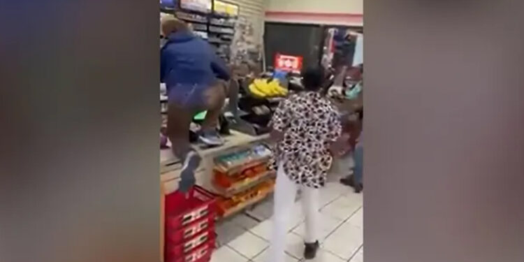 Video shows teens beat up Texas 7-Eleven clerk for refusing to sell cigar to minor