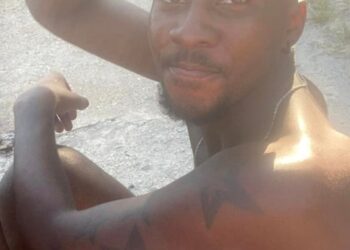 O'Shae Sibley, 28 is pictured just hours before he was stabbed to death at a Brooklyn gas station Saturday.