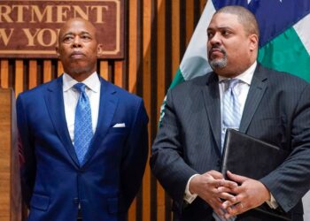 Mayor Eric Adams, Manhattan District Attorney Alvin Bragg