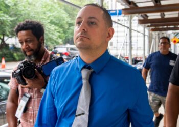 A security guard who was a witness to the incident said that Provenzano “did nothing wrong.”