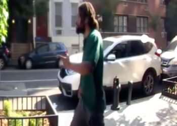 Suspect who allegedly struck a 67-yo woman in the head with a rock in an apparently unprovoked attack at 7th Avenue and West 14th Street in Chelsea.