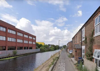 Woman's head found in London canal days after body parts discovered: report