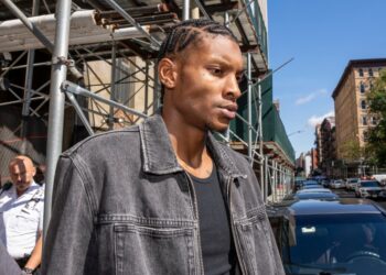 Porter leaving court