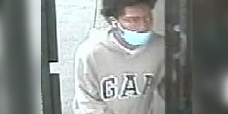 Police released a photo of the suspect in the 145th Street subway assault. He is seen wearing a gray Gap T-shirt.