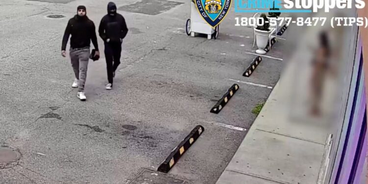 NYPD footage shows two of the suspects believed to be involved in the shooting death of Staten Island deli worker Bassam Khateeb, 35.