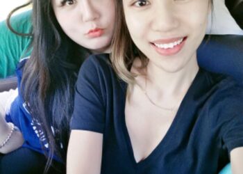 Rong Rong Xu and Yuan Yuan Chen, ringleaders of a Queens-based nationwide sex trafficking and prostitution ring, took this selfie after having a woman beaten, prosecutors said.