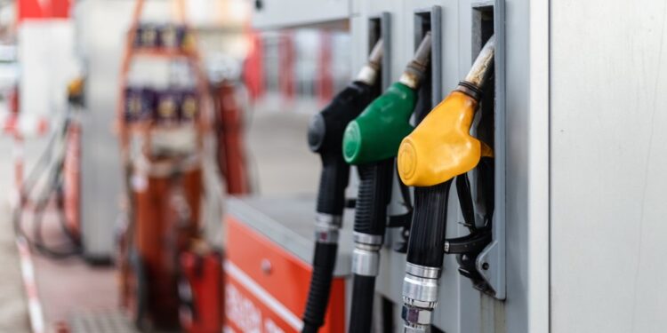 A thief stole around 800 gallons of gas from a Detroit fuel station using the Bluetooth option on a cellphone to hack into the pump. 