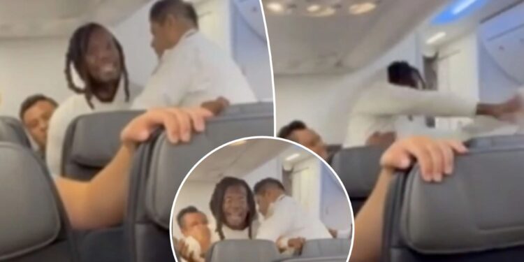 Sergio Brown fought with cops on plane in Mexico amid murder charges
