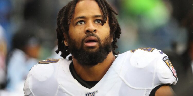 Earl Thomas #29 of the Baltimore Ravens looks on against the Seattle Seahawks