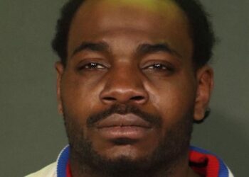 A mugshot of Donovan Dixon.