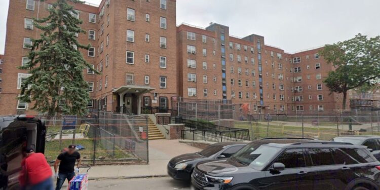 FDNY inspector shot at in Brooklyn, union says