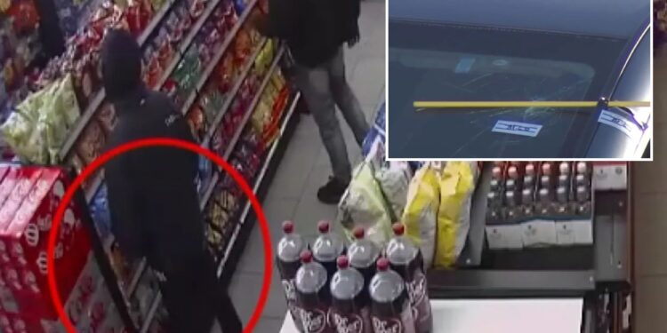 Texas convenience store worker shot and killed chasing shoplifters who stole bag of chips