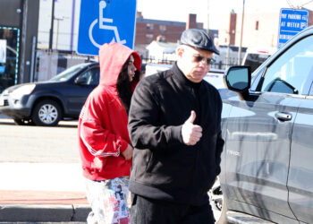 Kimberly and Gianna Gotti charged with assault in wild HS basketball game brawl: prosecutors