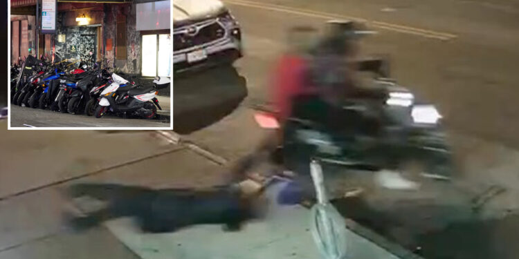 New moped crew busted in NYC gunpoint jewelry-snatching spree after migrant cellphone squad takedown: cops
