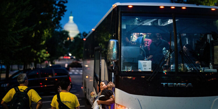 Texas Busing Migrants to New York, Other Cities, Hasn’t Spiked Crime