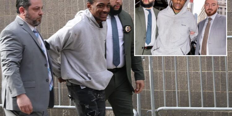 Career criminal accused of fatally shoving straphanger onto subway shows no remorse after arrest