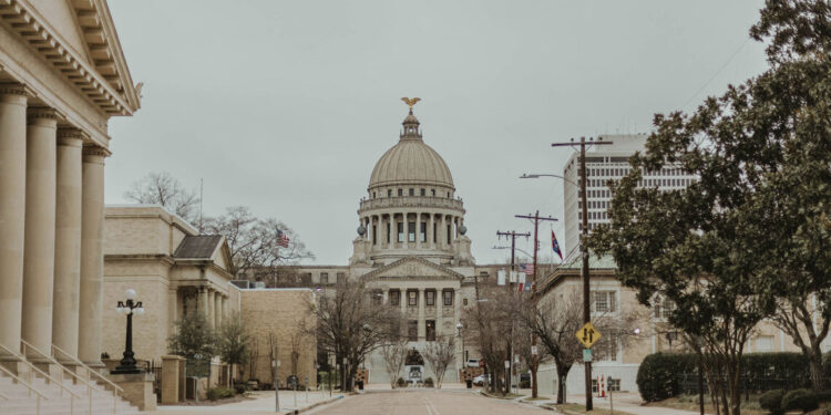 A photograph of the Mississippi State Capitol building.