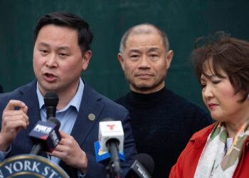 Good for Ron Kim and John Liu for NYC squatters move