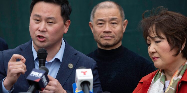Good for Ron Kim and John Liu for NYC squatters move
