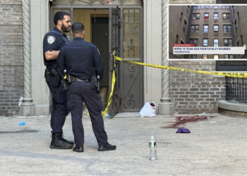 17-year-old girl stabbed to death outside NYC apartment building: cops