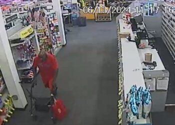 The incident happened on Thursday at the Walgreens on New Linden Hill Road in Wilmington