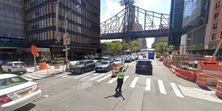 An Uber passenger punched, choked and slashed his driver on the Upper East Side over the weekend.