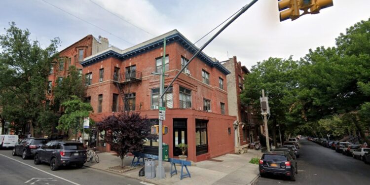 A 32-year-old man was stabbed while walking on Seventh Avenue near Lincoln Place in Park Slope, Brooklyn on Sept. 24, 2024.