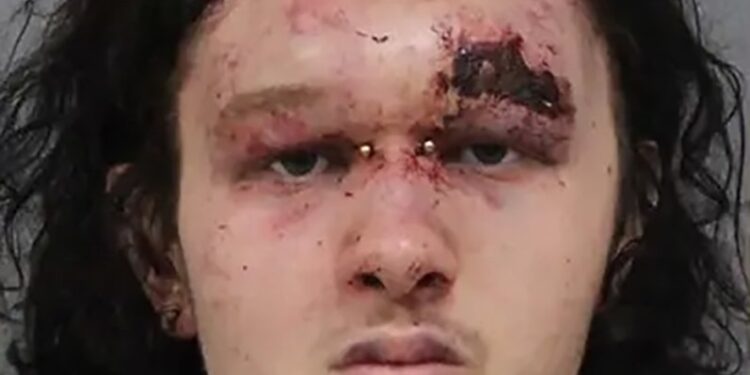 Austin Marco's Pizza employees beat up would-be teen thief in violent brawl