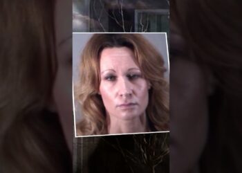 Mom kills and buries her husband and makes her 7-year-old the fall guy: Part 1