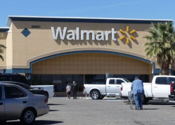 A Walmart is pictured in Apple Valley, California.
Syndication: USA TODAY