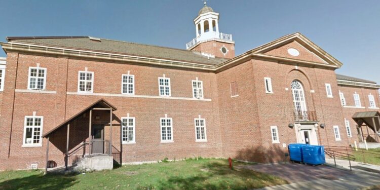 Creedmoor Psychiatric Center 80-45 Winchester Blvd, Queens Village, NY 11427