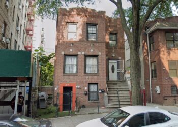 The victim – whose name has not yet been released pending family notification – was knifed in the neck around 1:35 a.m. inside the building on Selwyn Avenue near East Mount Eden Avenue, steps from Claremont Park, police said.