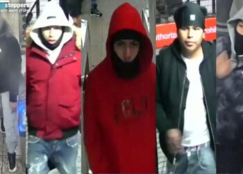 Brazen masked robbery crew tries to snatch 3 women's handbags in NYC spree: cops