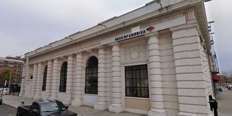 Indiana Moen, 23, allegedly passed an alarming note claiming he had a bomb strapped to his chest during the alarming attempted robbery.