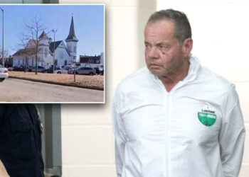 Retired FDNY cap accused of manslaughter in parking lot beating incident