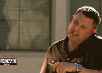 Pt. 1: “Property Wars” Star Accused Of Fraud – Crime Watch Daily with Chris Hansen