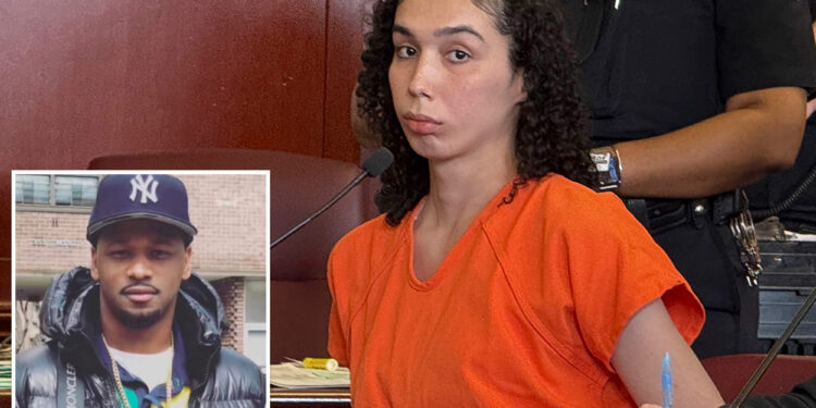 Mom of postal worker killed in NY deli stabbing slams plea deal