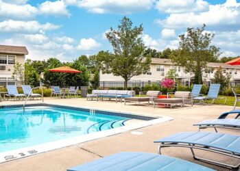 211 Hawthorne Ave., Central Islip, NY 11722