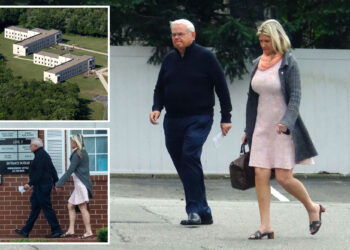 'Gold Bar' Bob Menendez spends last day before reporting to federal prison running errands with wife 
