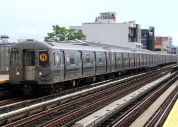 MTA N train at 36th Avenue station.