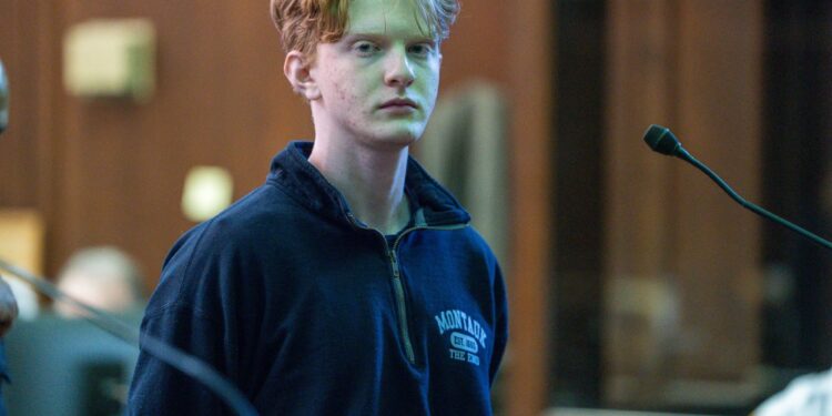 It's way past time for Mayor Adams to lift the NYPD bans on facial-ID tech