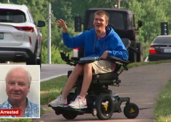 'Wheelchair Waver' struck by alleged drunk driver — decades after similar tragedy left him disabled