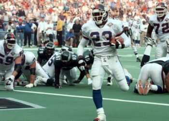 Ex-NFLer LeShon Johnson found guilty in federal dog-fighting case ever