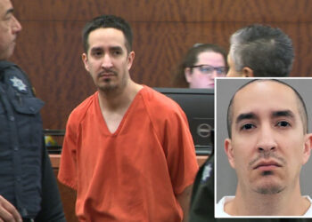 Texas special ed teacher, ex-clown drops dead in court moments before sentencing for wife's murder