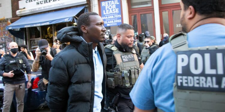 Arresting illegal Canal Street vendors is a good thing