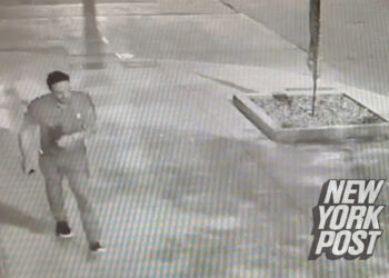 Bloody Mark Sanchez seen stumbling down Indianapolis sidewalk after being stabbed in fight with grease truck driver