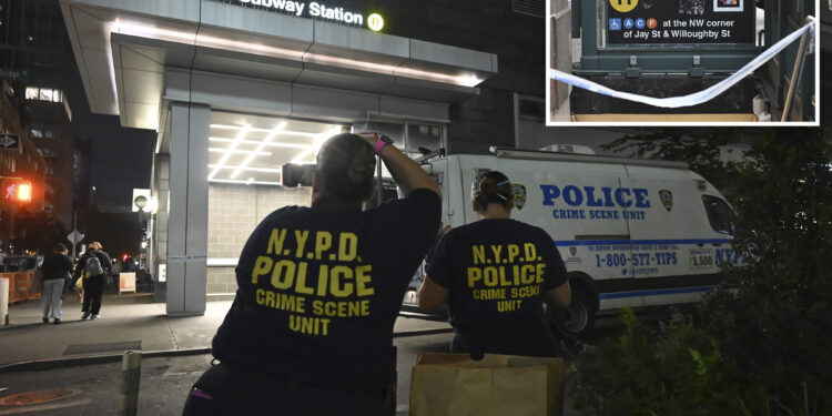 MTA worker punched trying to break up platform fight near scene of Brooklyn slaying